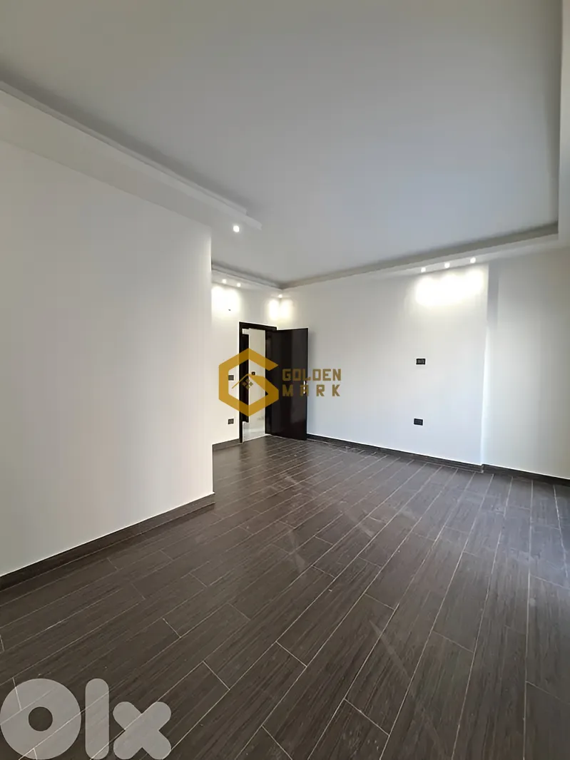 Apartment for Sale in Sanayeh, Beirut - 5 bed, 3 bath