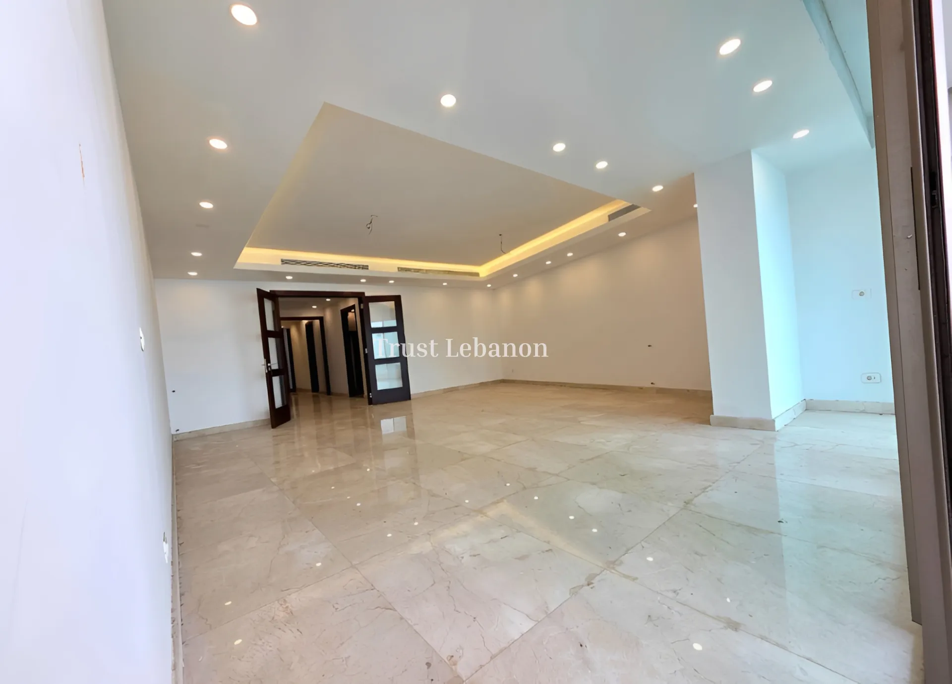 Apartment for sale in Sahel Aalma, Lebanon - 3 bed, 5 bath