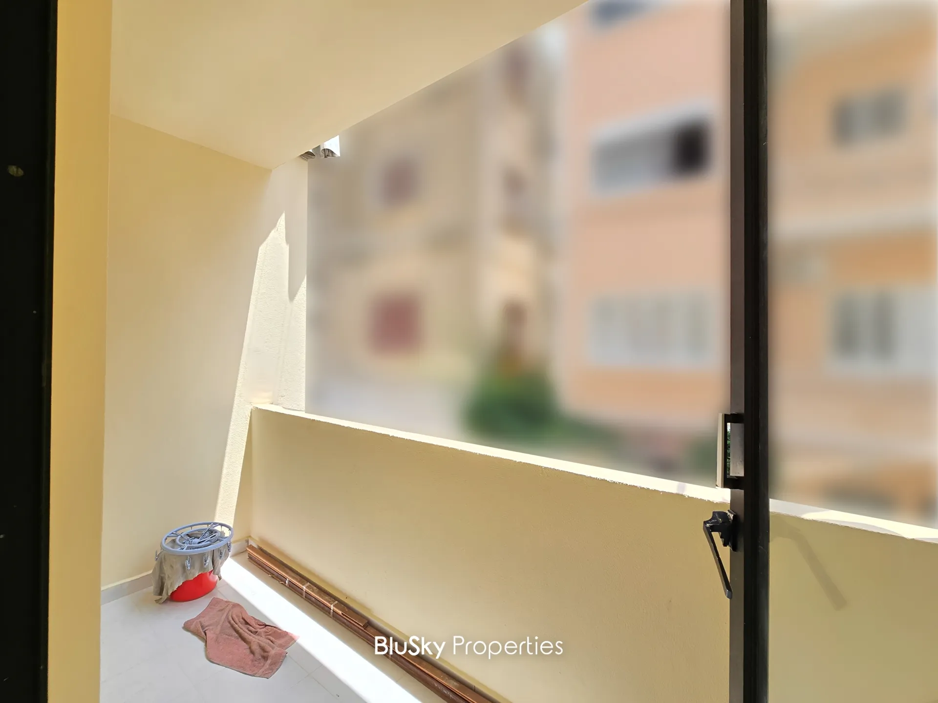 Apartment for rent in Forn el chebbak, lebanon - 2 bed, 1.0 bath