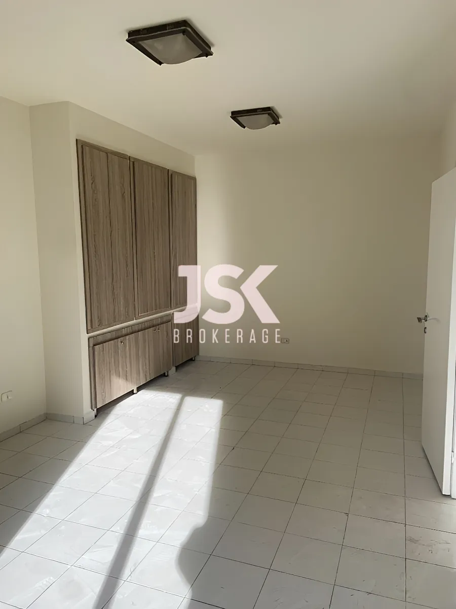 Office for sale in Jal El Dib