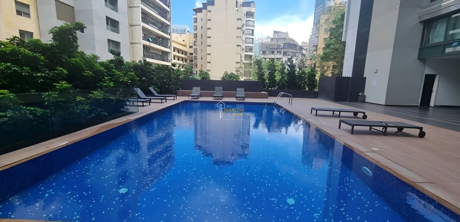 Apartment for Sale in Beirut, Ain El Mraisseh, Lebanon - 3 bed, 4 bath
