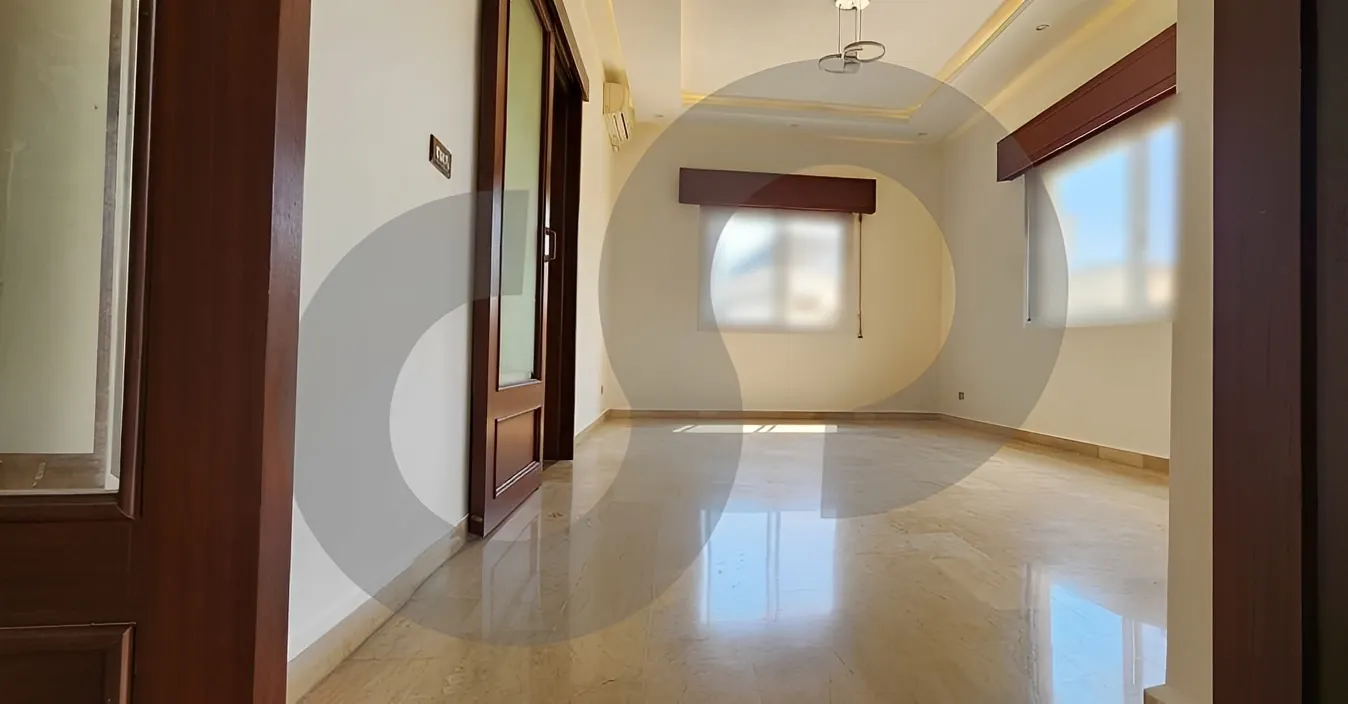 Apartment for Sale in Mazraat Yachoua - 3 bed, 2 bath