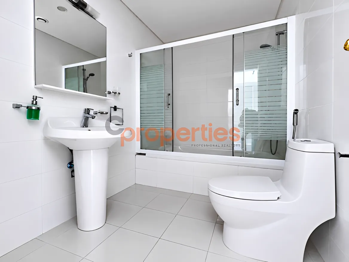 Apartment for sale in Ramleh Al Bayda, Beirut, Lebanon