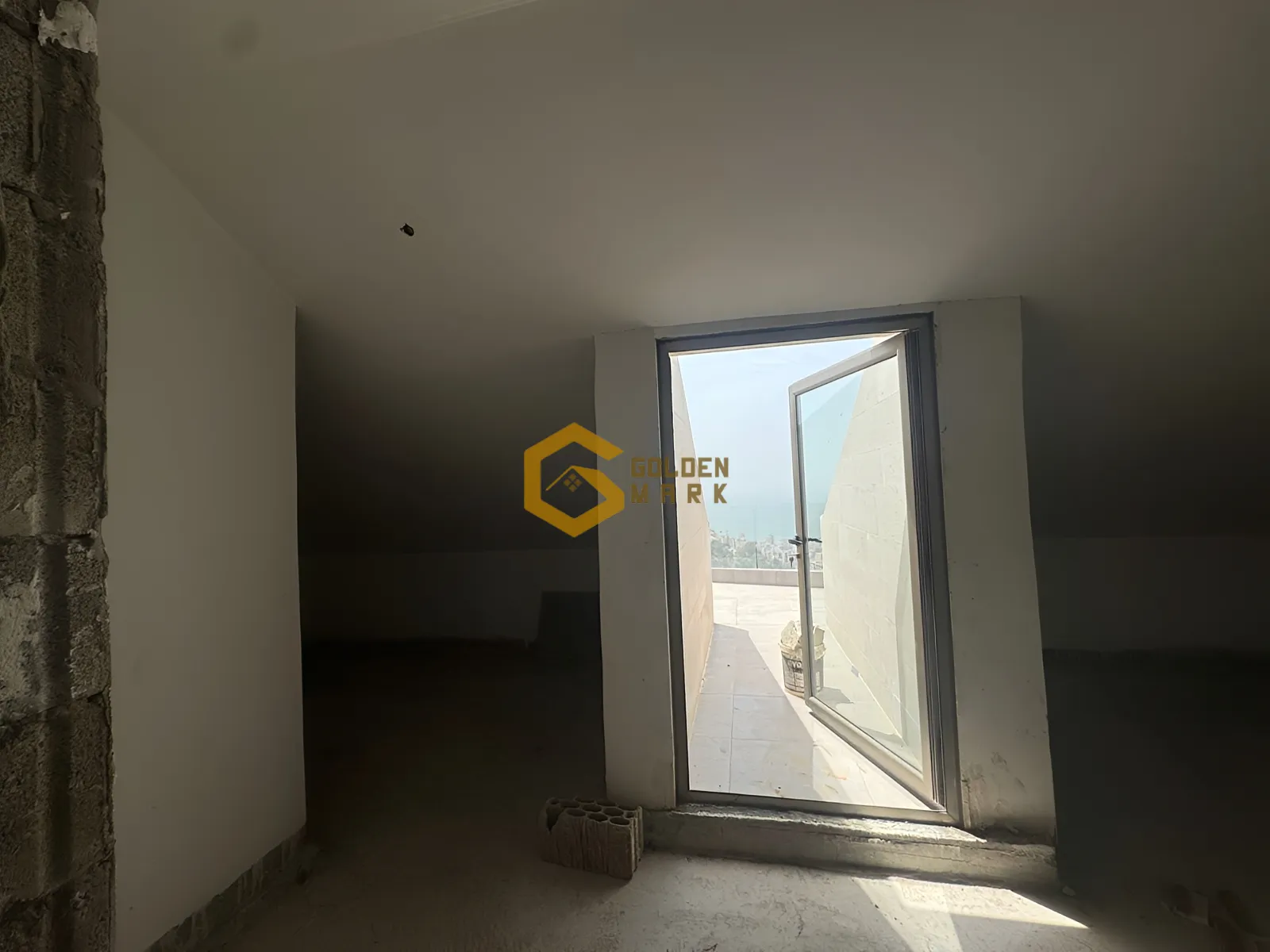 Apartment for Sale in Bsalim