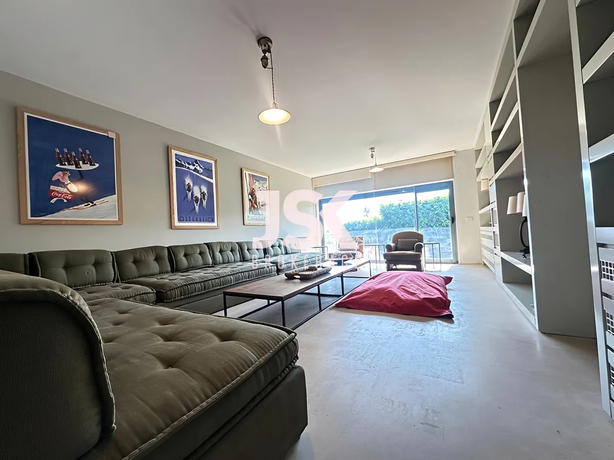 Chalet for sale in Aayoun El Siman