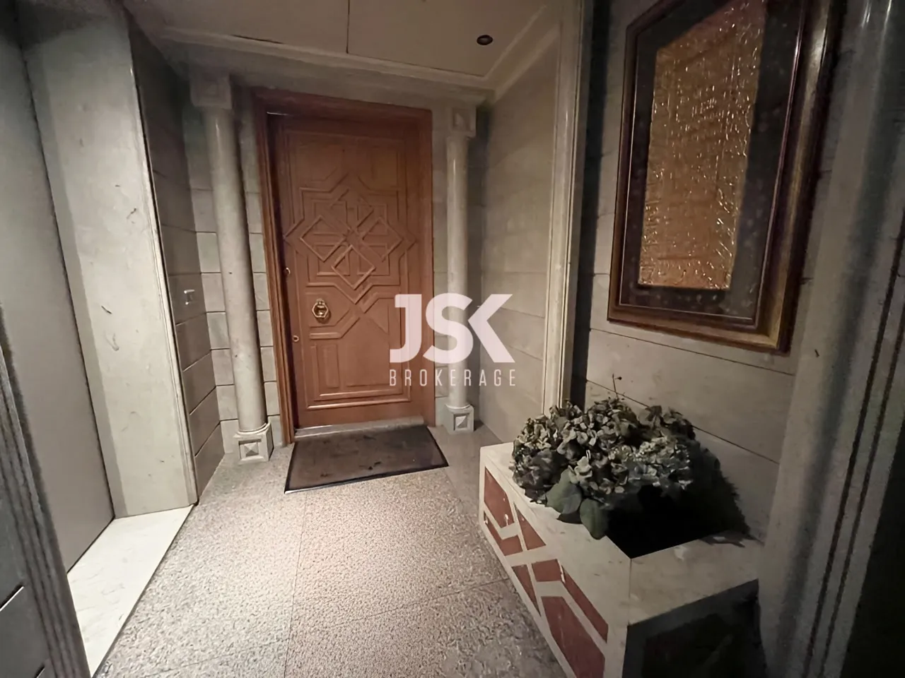 Apartment for Sale in Ras Beirut