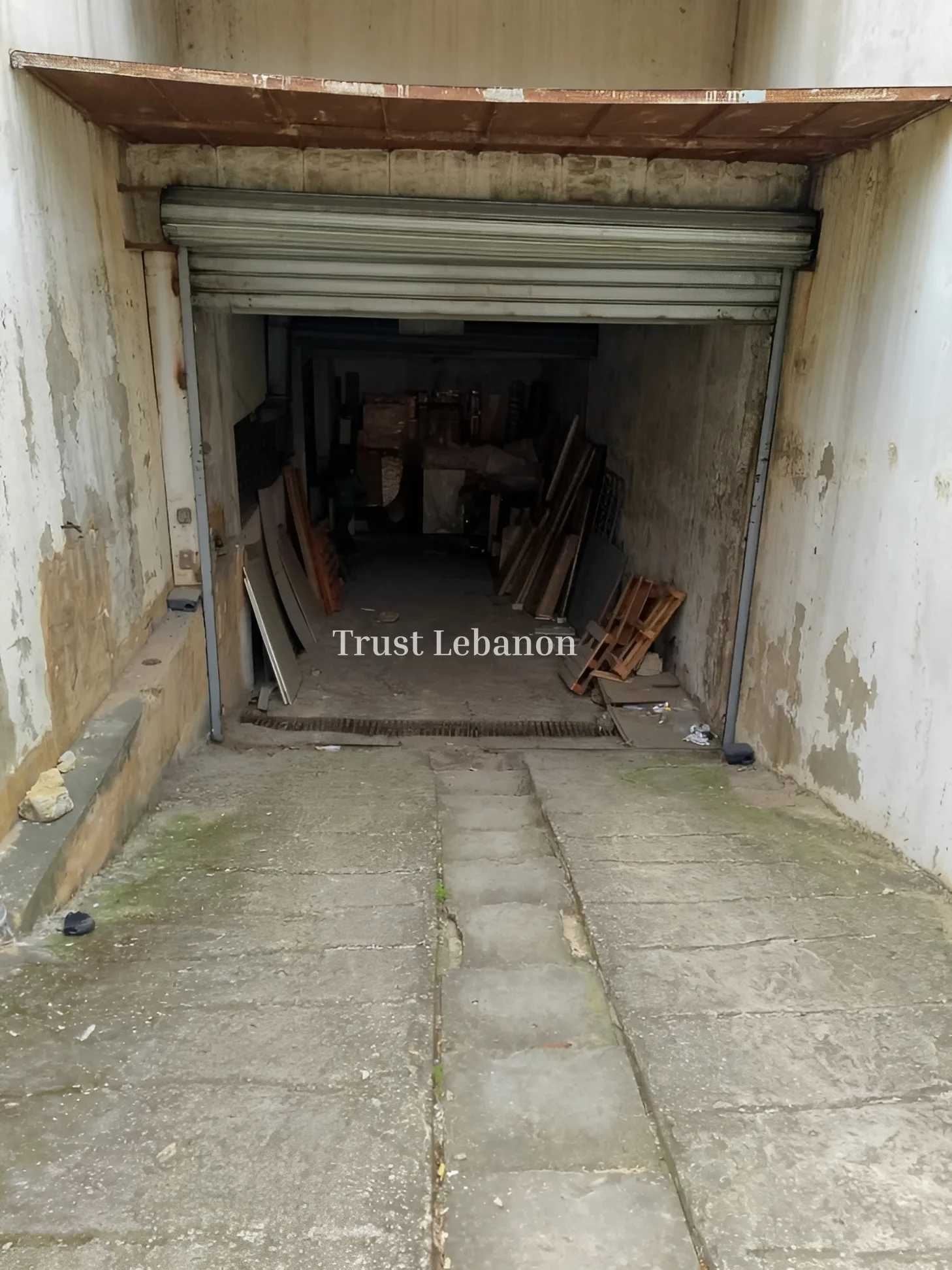 Warehouse for sale in Mansourieh, Lebanon