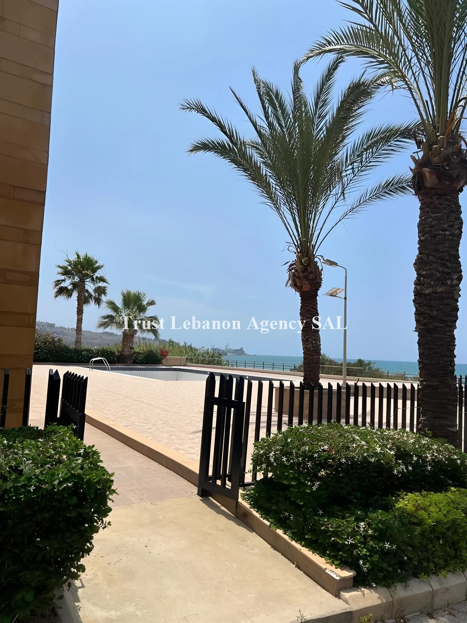 Chalet for Sale in Chouf Jiyeh Lebanon