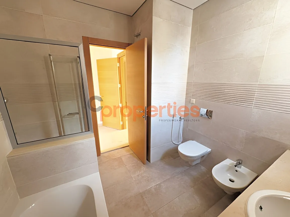 Apartment for Rent in Louaizeh