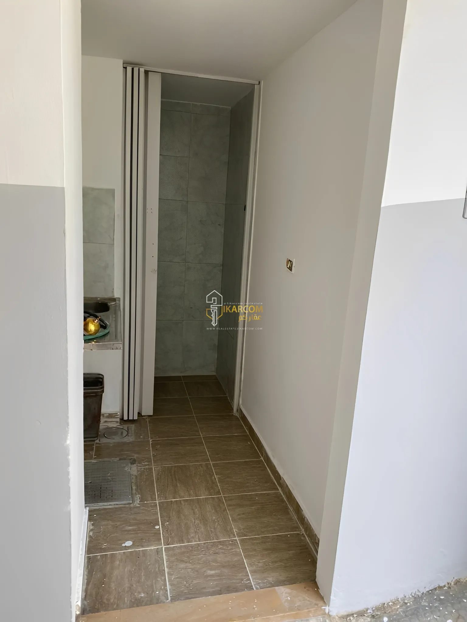 Warehouse For Rent in Baabda