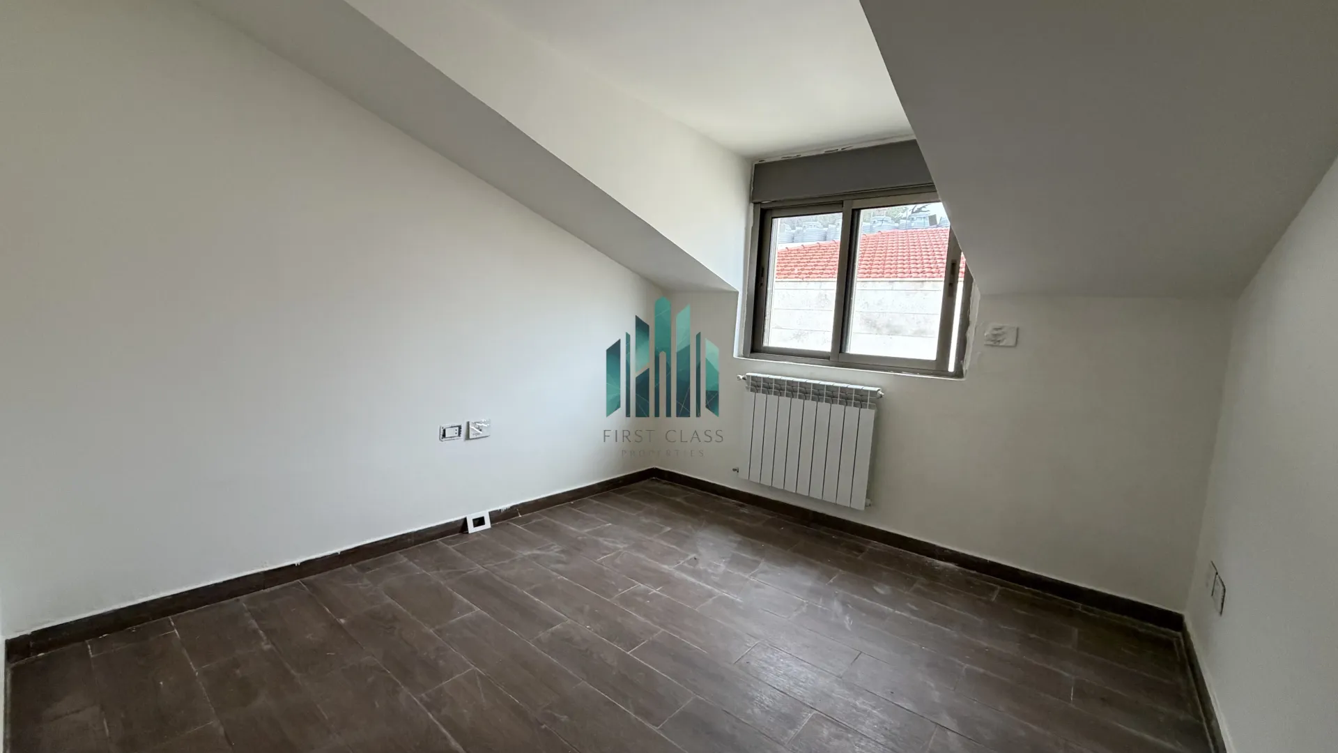 Duplex for sale in Bharsaf