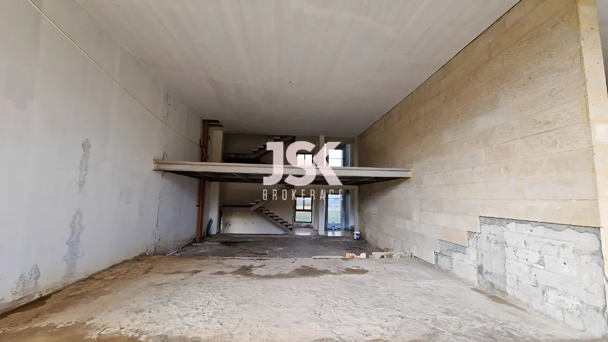 Shop for Sale in Batroun