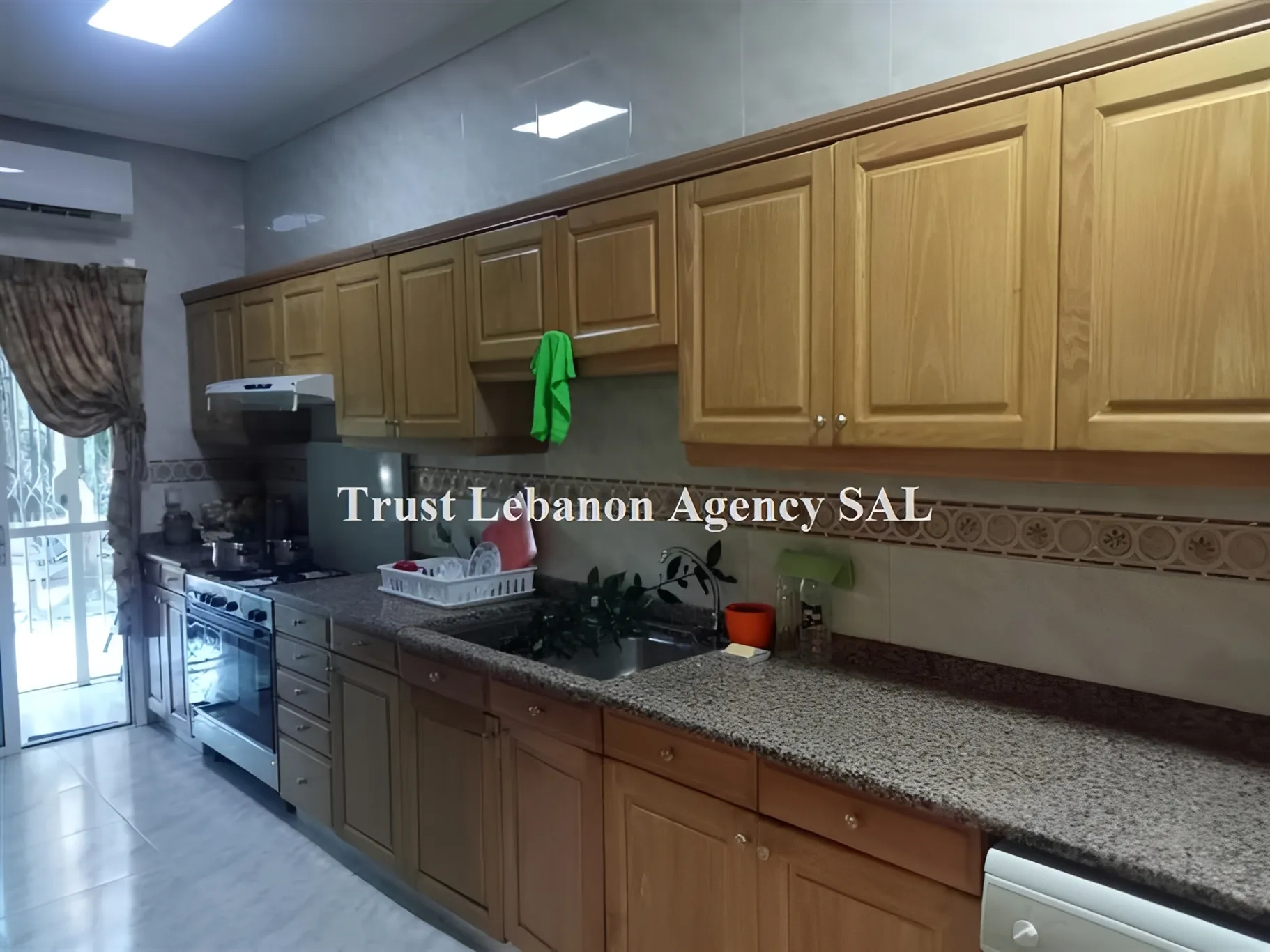 Apartment for Rent in Baabda, yarzeh