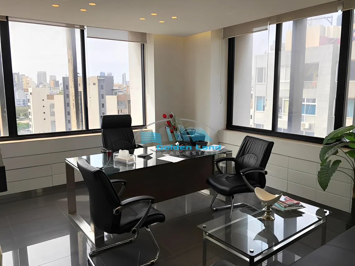 Office for Sale in Sin El Fil