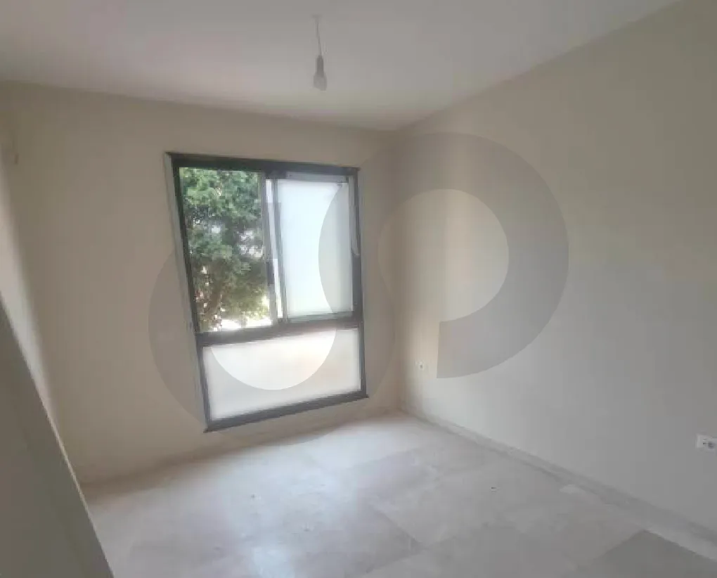 Building for Rent in Manara
