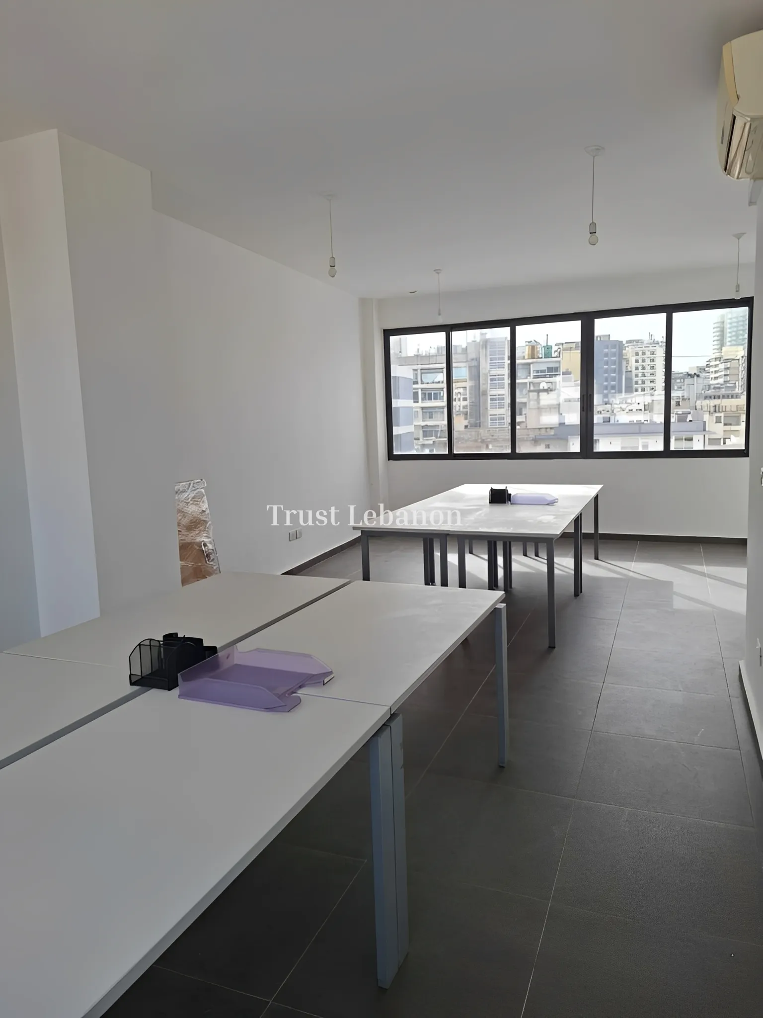 Office for rent in Beirut, Hamra