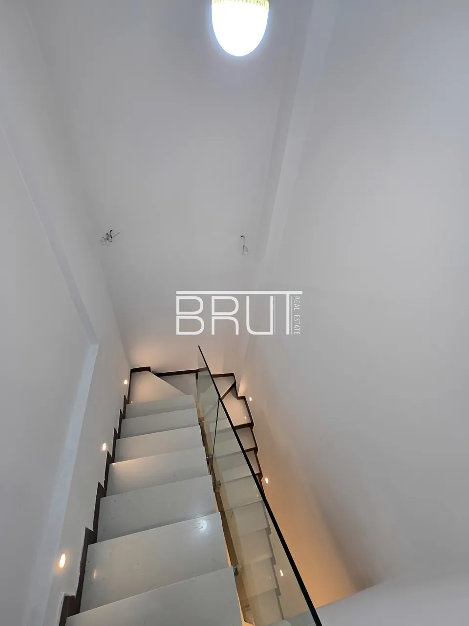 Duplex for Sale in Ballouneh