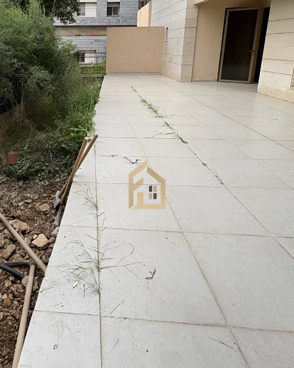 Apartment for sale in Mazraat Yachoua, Lebanon - 3 bed, 4 bath