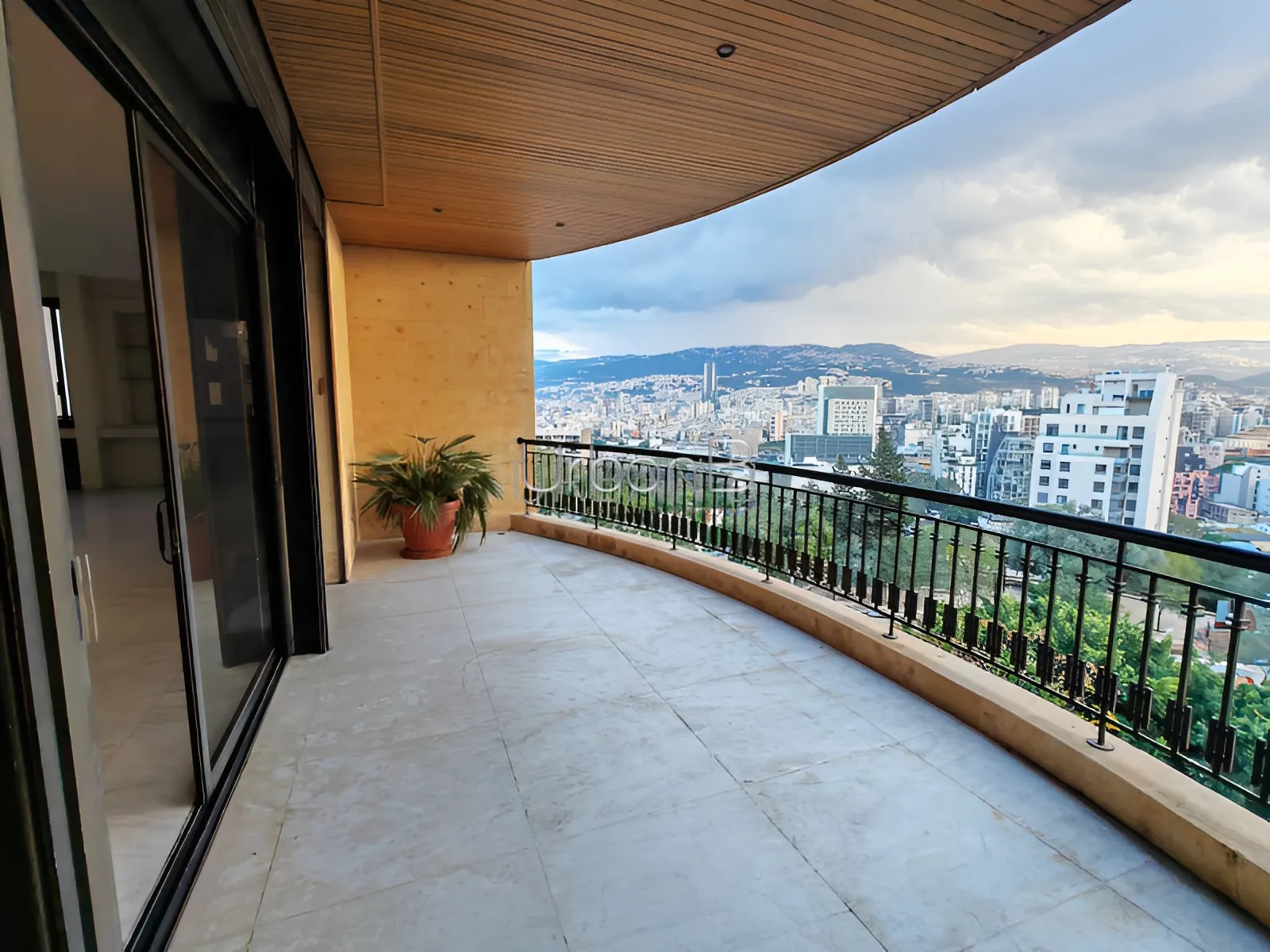 Apartment for rent in Sioufi, beirut, lebanon