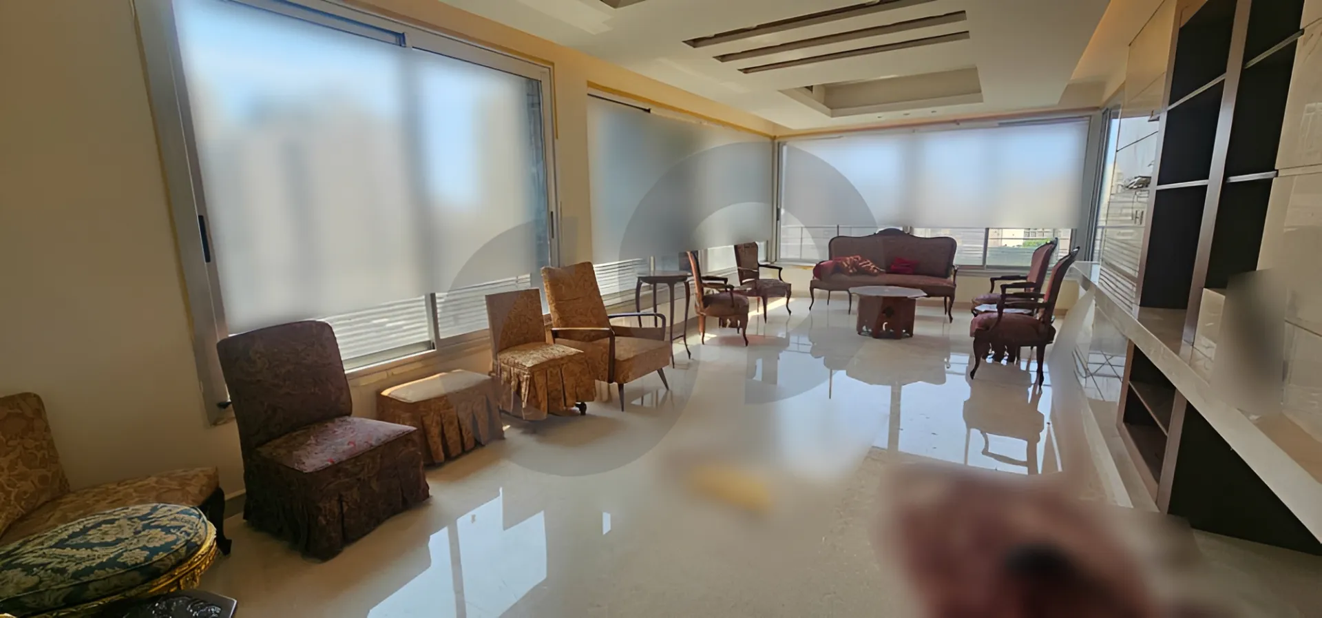 Building for Rent in Jnah