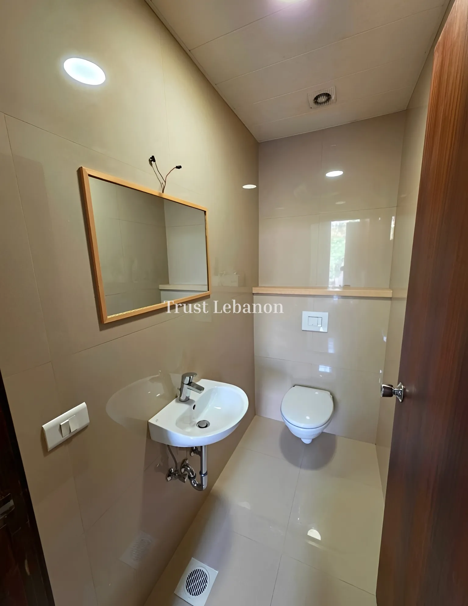 Office for rent in Hazmieh, Lebanon
