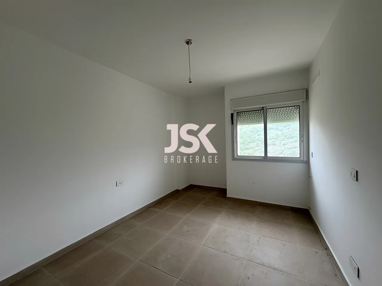 Apartment for Rent in Halat