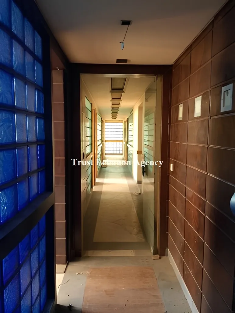 Office for rent in Achrafieh