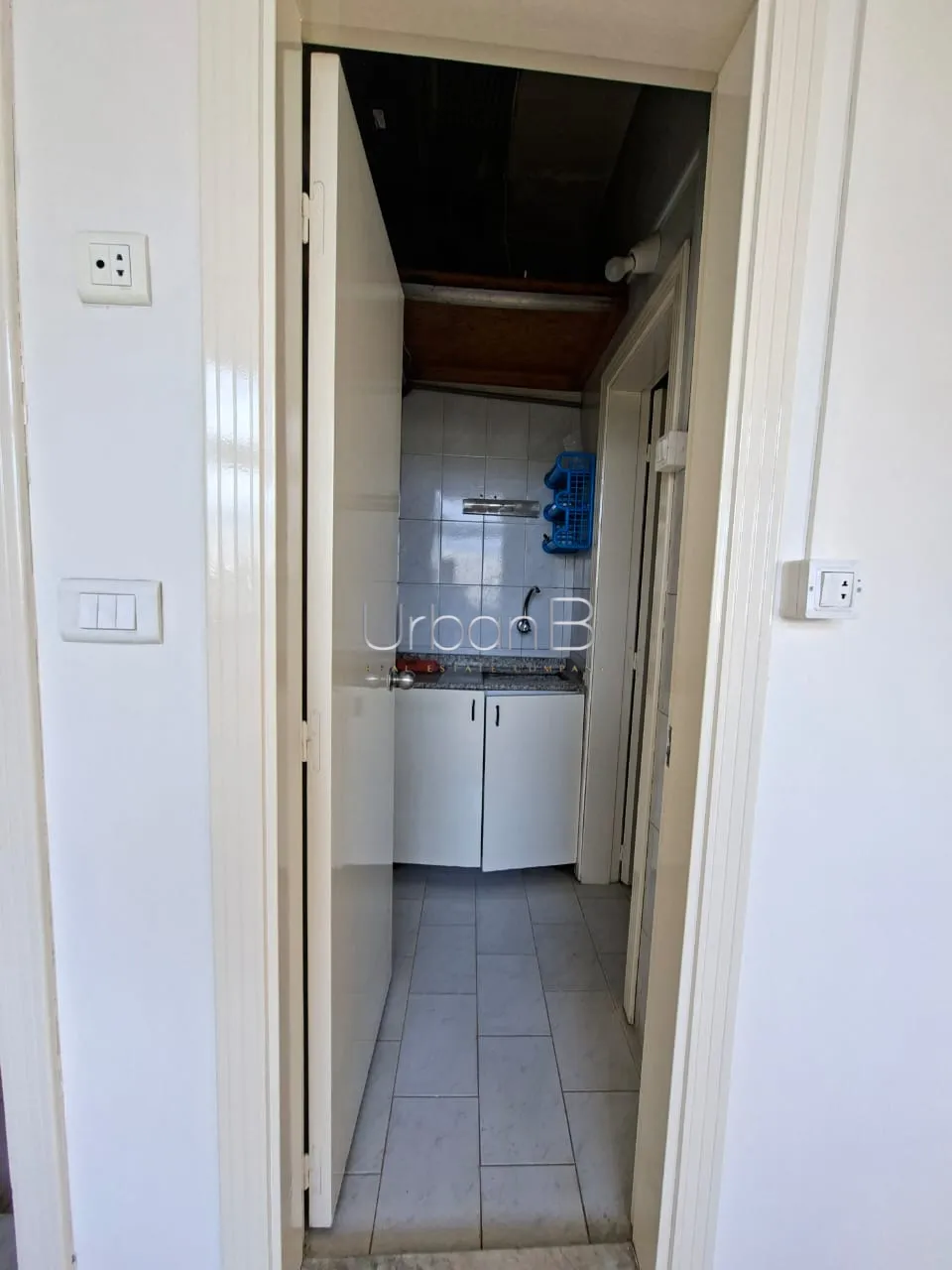 Office for rent in Dekwaneh, lebanon