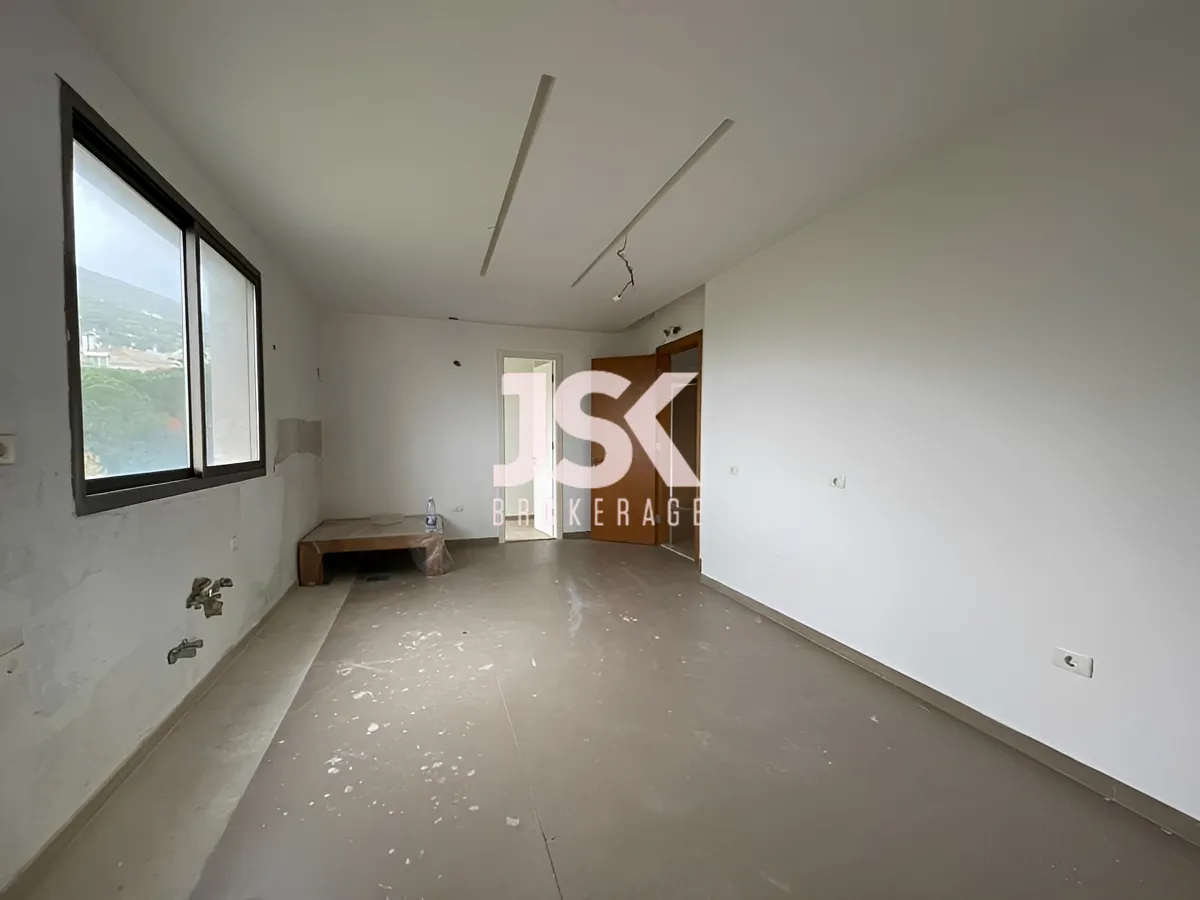 Duplex for Sale in Montiverdi, Lebanon - 4 bed, 7 bath