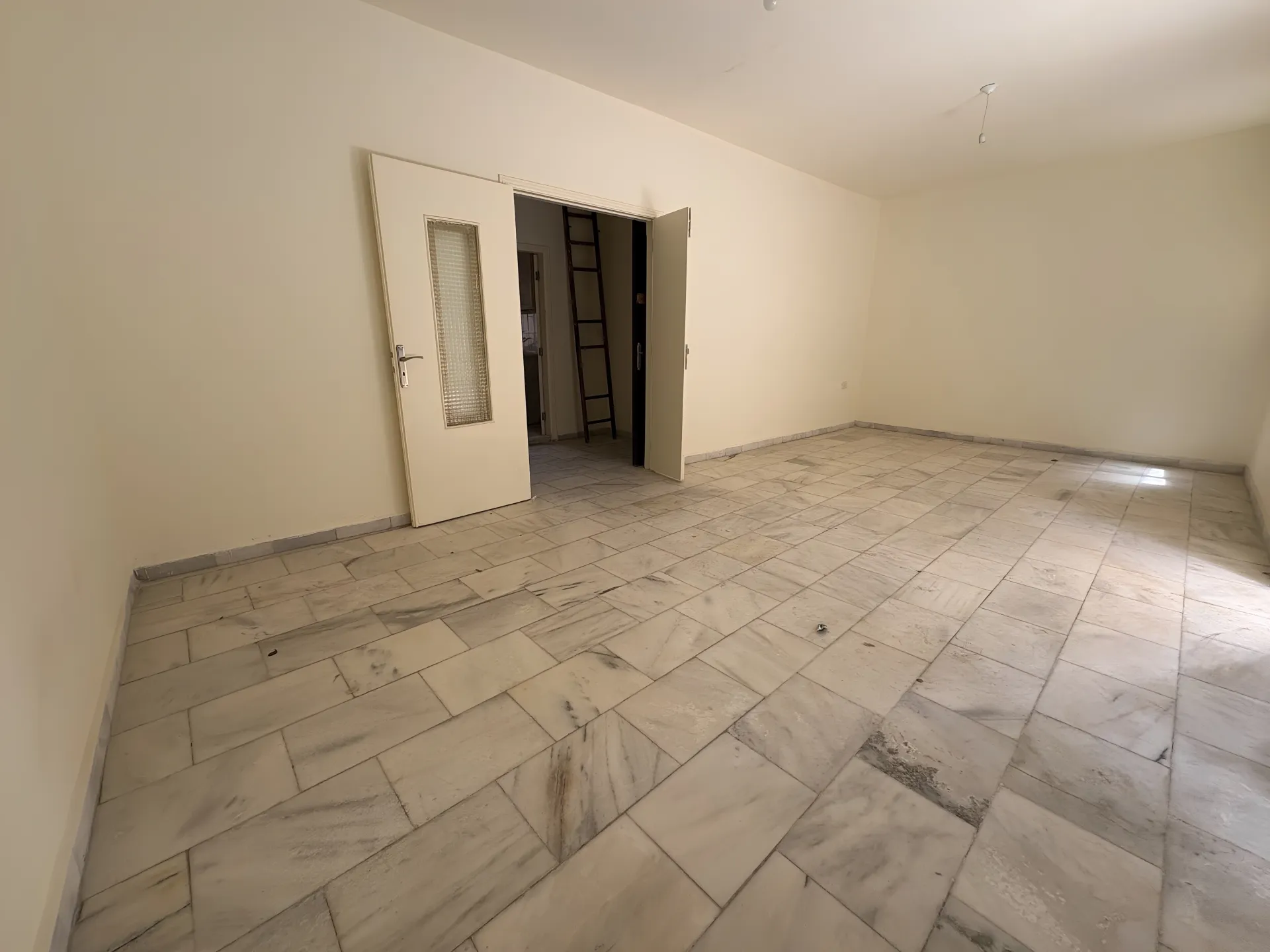 Apartment for sale in Bachoura, beirut, lebanon