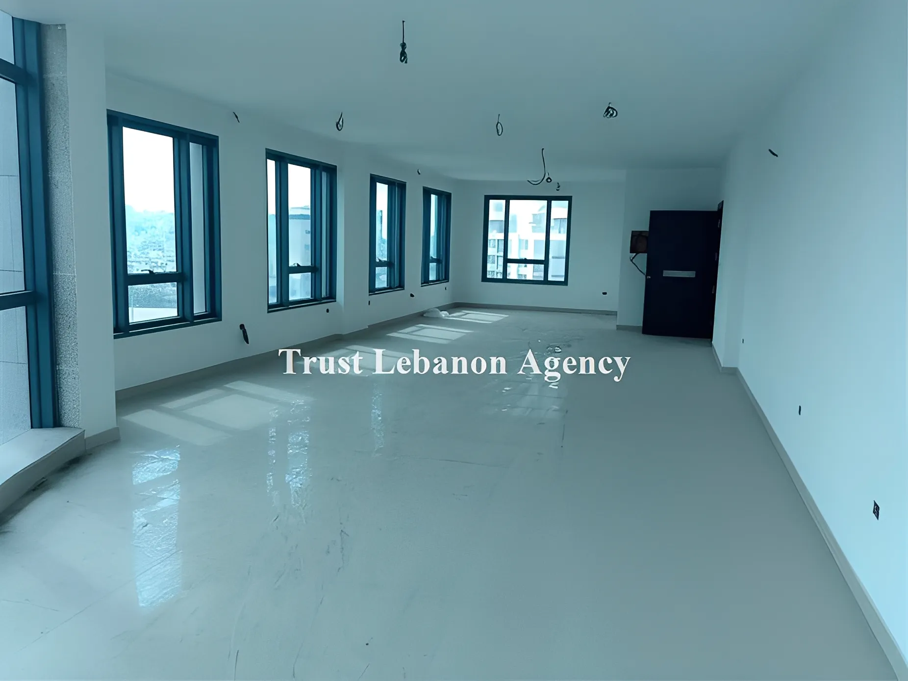 Office for rent in Metn, Sid El Bauchrieh