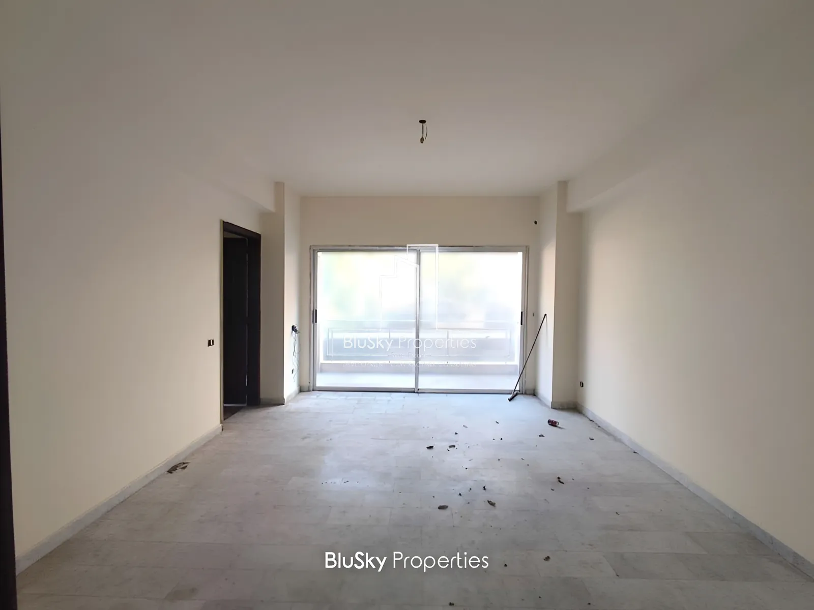 Apartment for Sale in Zouk Mkayel - 4 bed, 3 bath