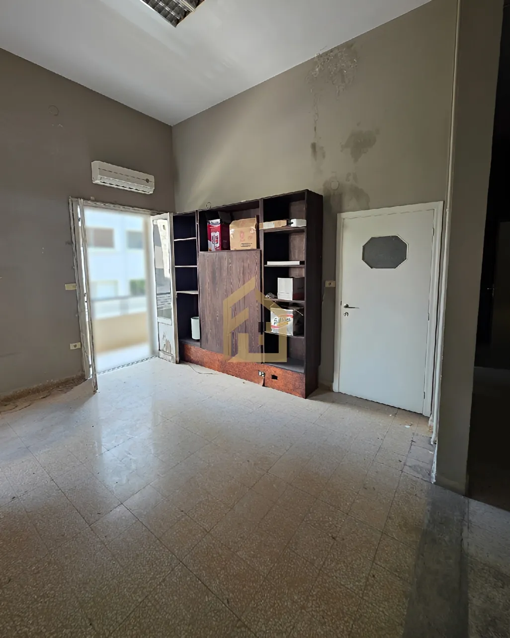 Apartment for rent in Achrafieh, Beirut, Lebanon - 4 bed, 3 bath