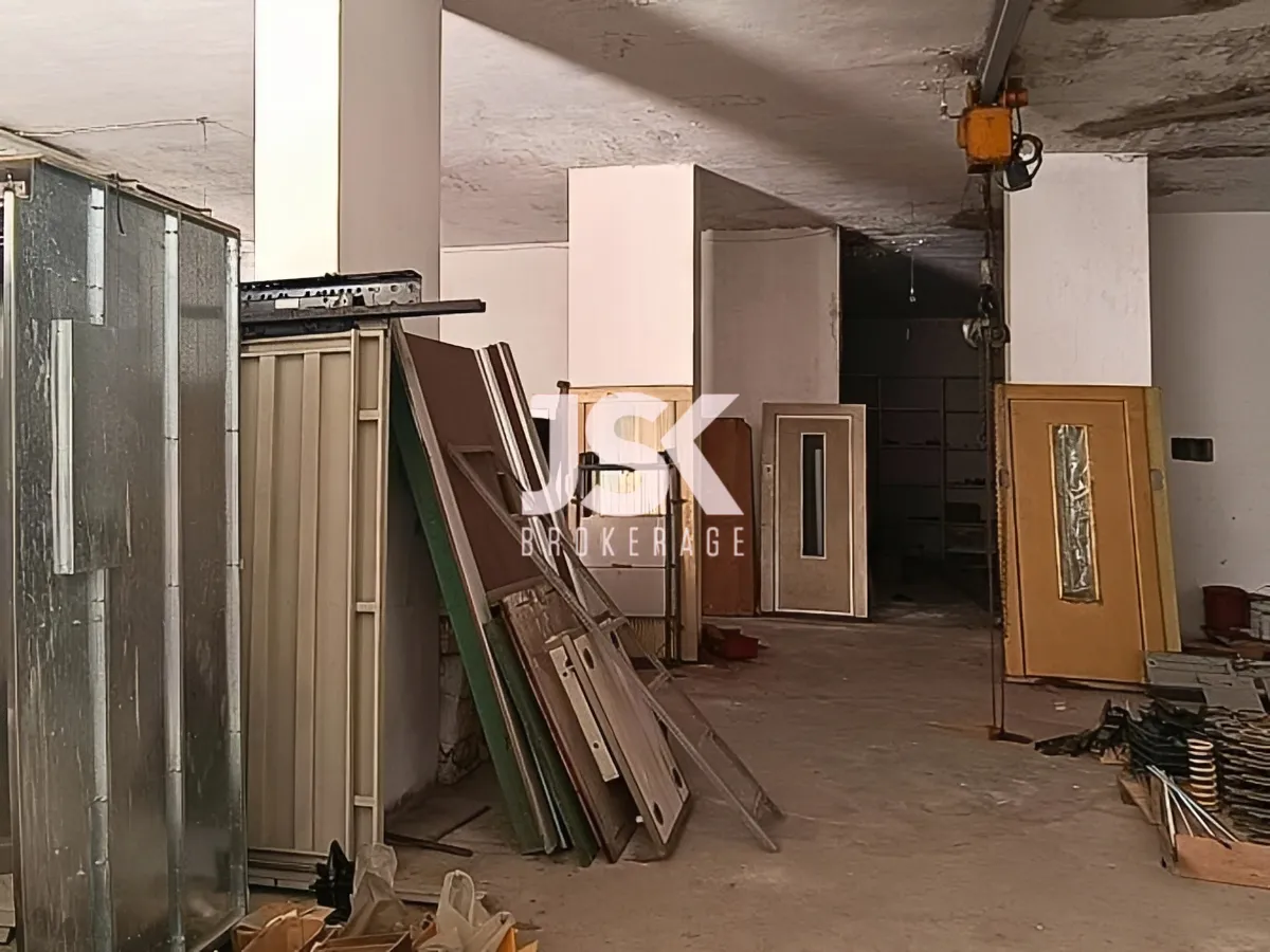 Warehouse for sale in Zouk Mikael