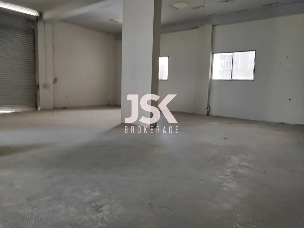 Shop for rent in Zouk Mosbeh, Lebanon