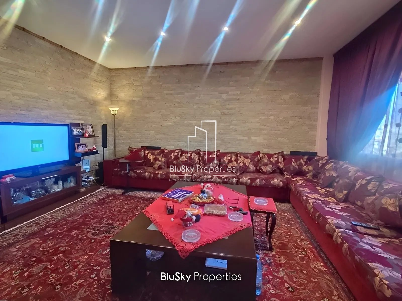 Apartment for Sale in Adonis