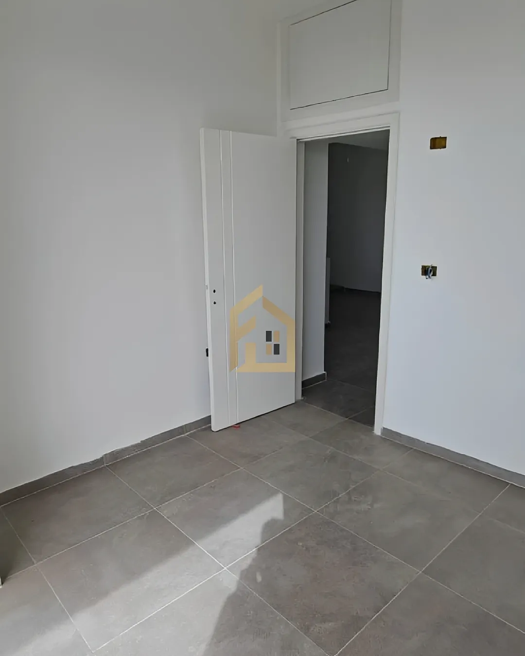 Apartment for sale in Nabiyeh, Lebanon - 2 bed, 2 bath