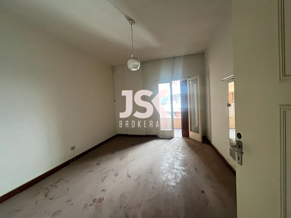 Apartment for Sale in Caree d'or,Achrafieh, Beirut, Lebanon - 3 bed, 2 bath