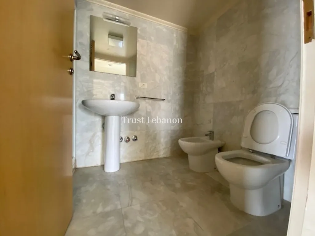 Apartment for rent in Monteverde Main Street، Lebanon