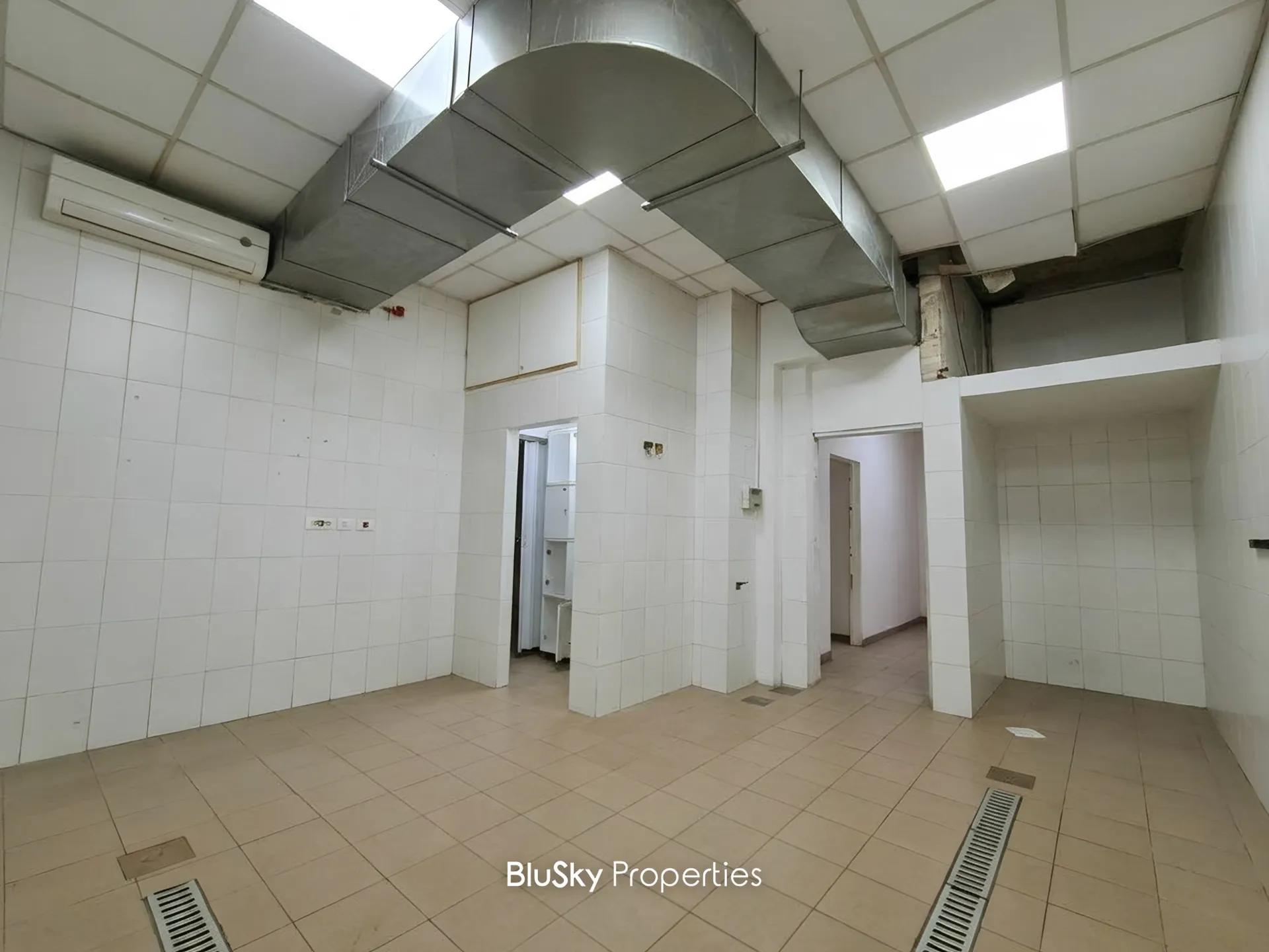 Shop for rent in Jal El Dib