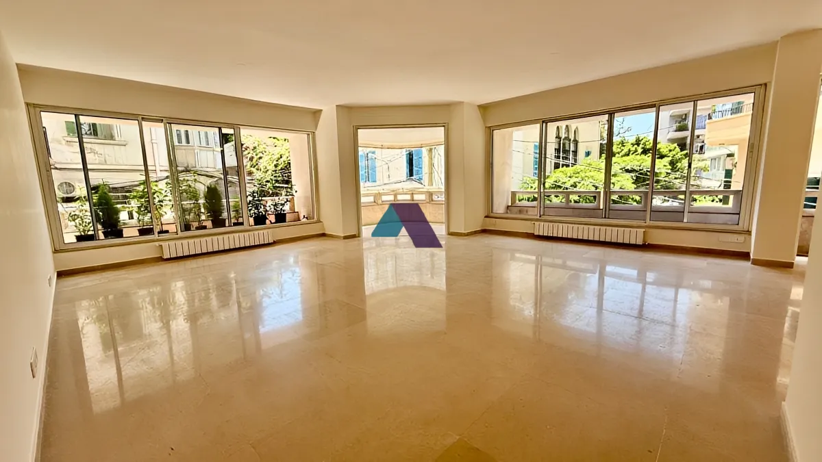 Apartment for Sale in Achrafieh - 3 bed, 4 bath