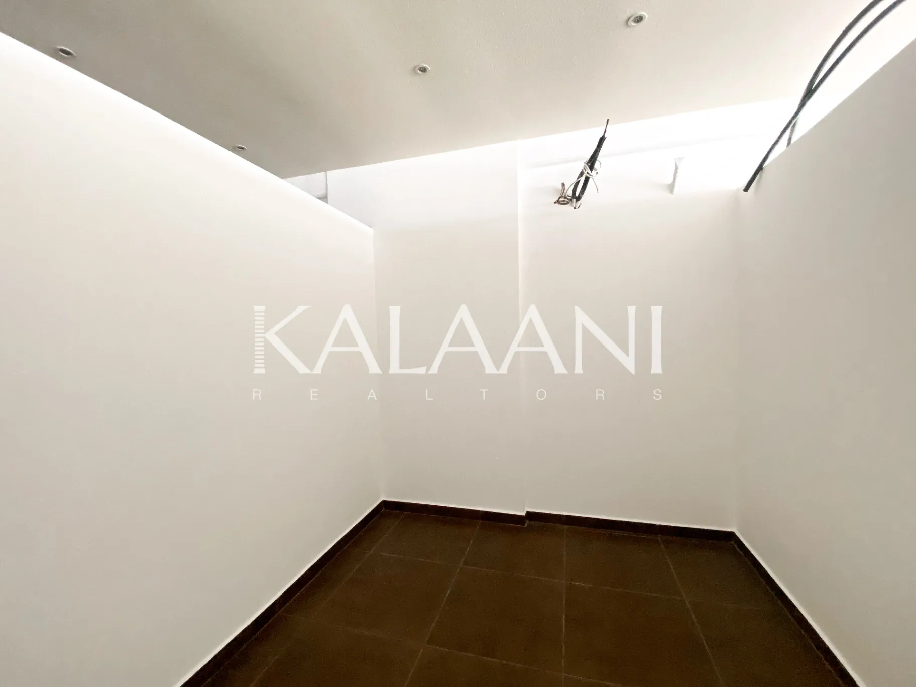Office for sale in Haret Sakher, Lebanon