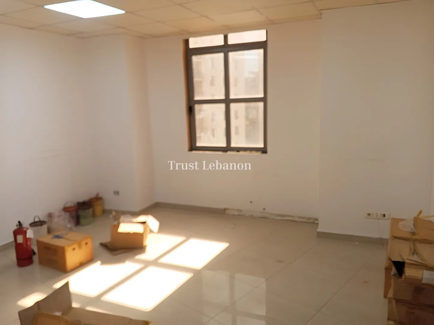 Office for rent in Baouchriyeh, Lebanon