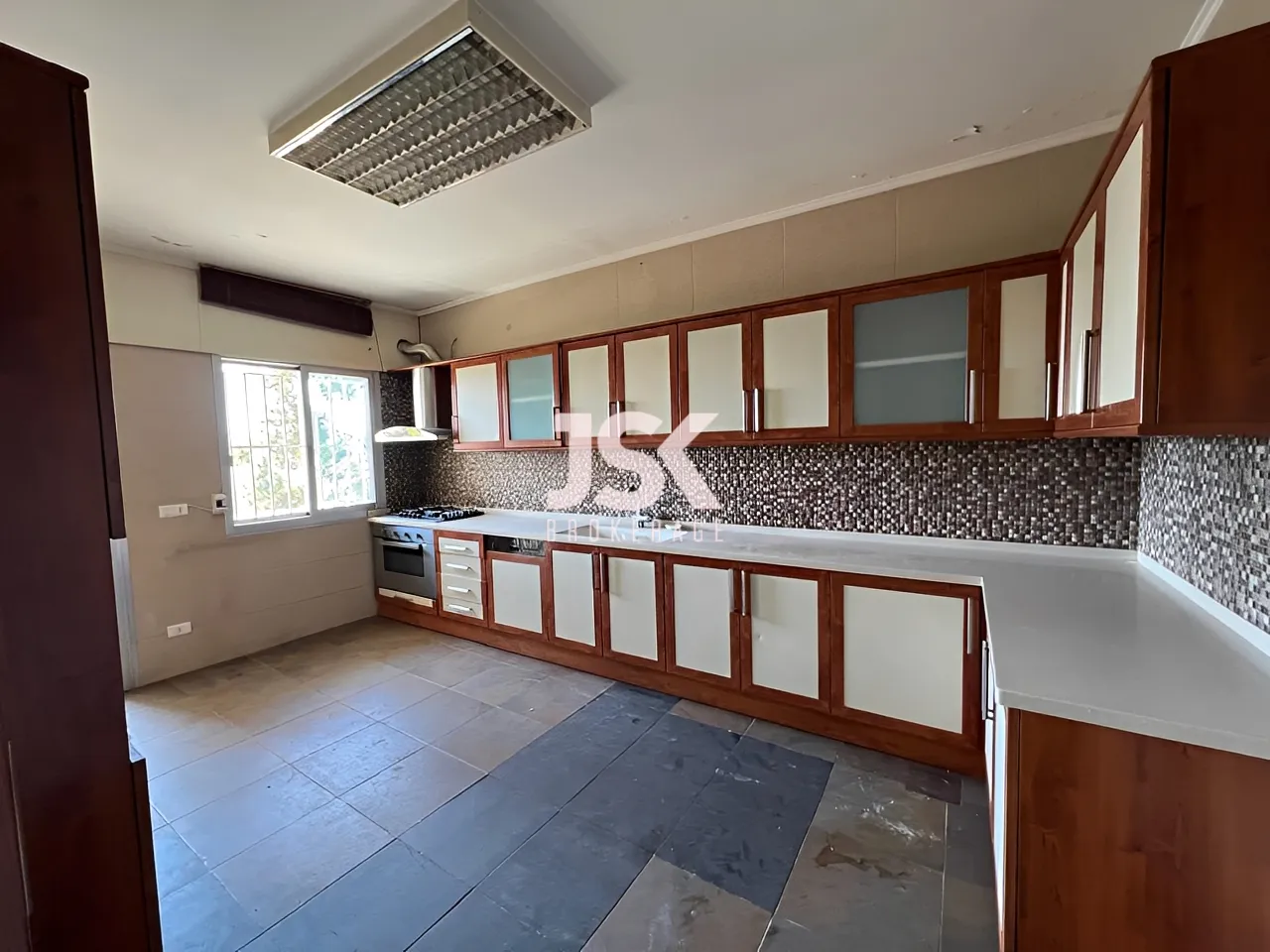 Villa for Sale in Baabdat