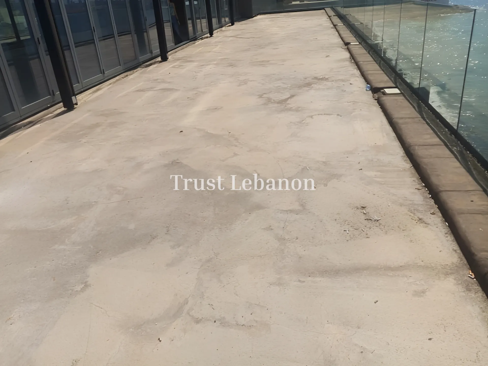 Office for rent in Antelias