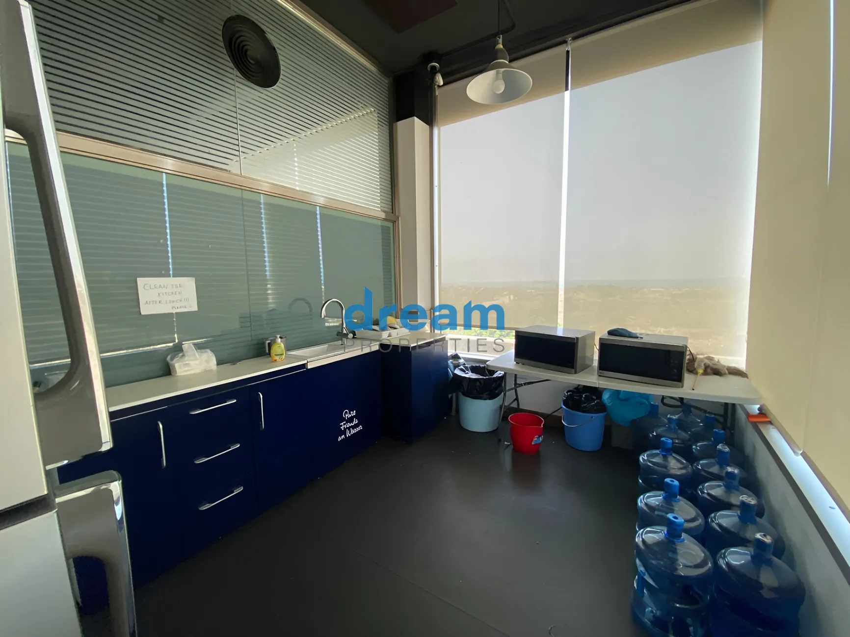 Office for sale in Horch Tabet