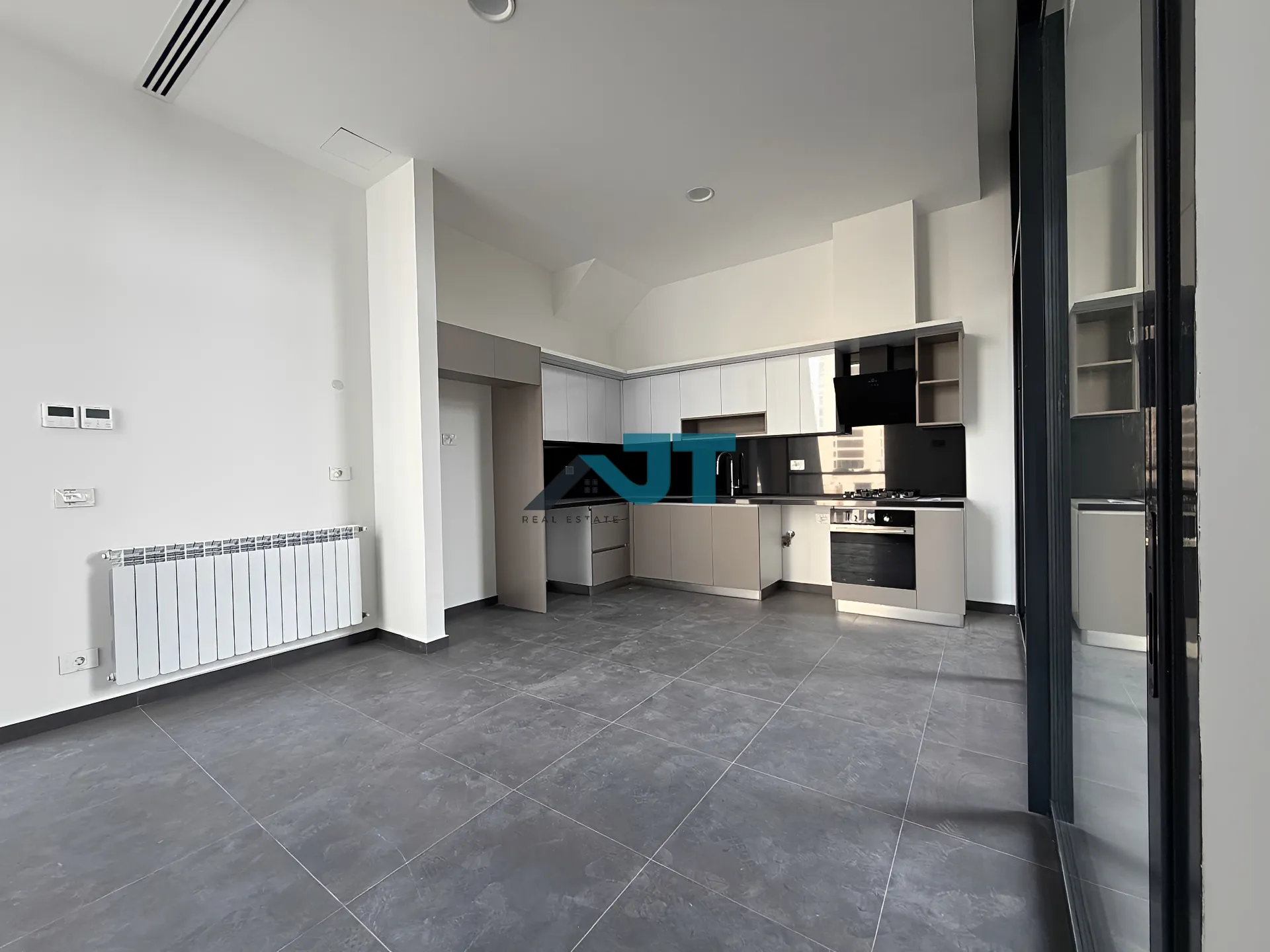 Loft for sale in Gemmayzeh, beirut, lebanon