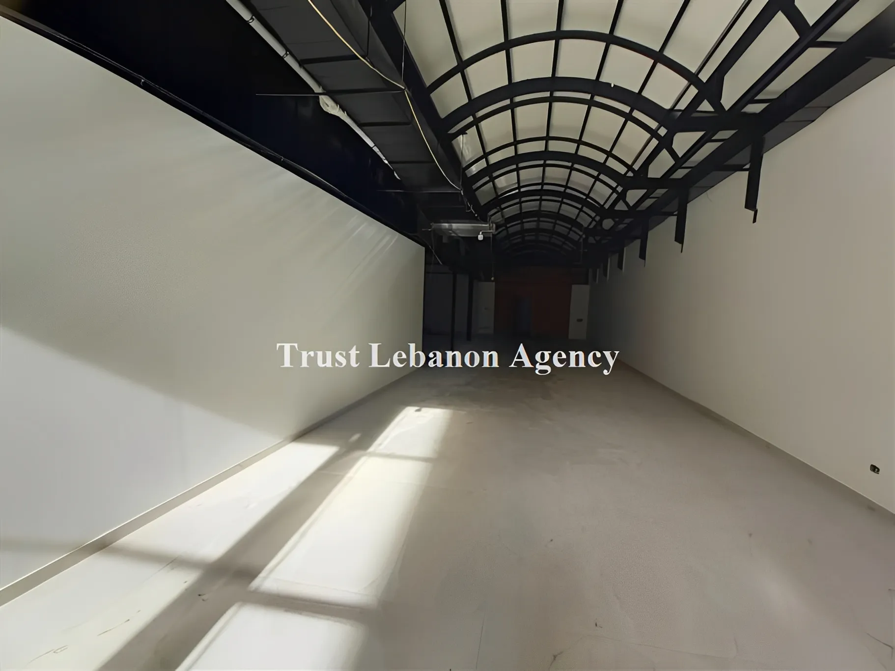 Showroom for rent in Verdun, Beirut, Lebanon