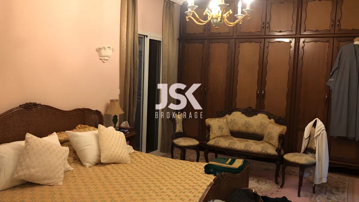 Apartment for Sale in Ras Al Naba'a, Beirut, Lebanon