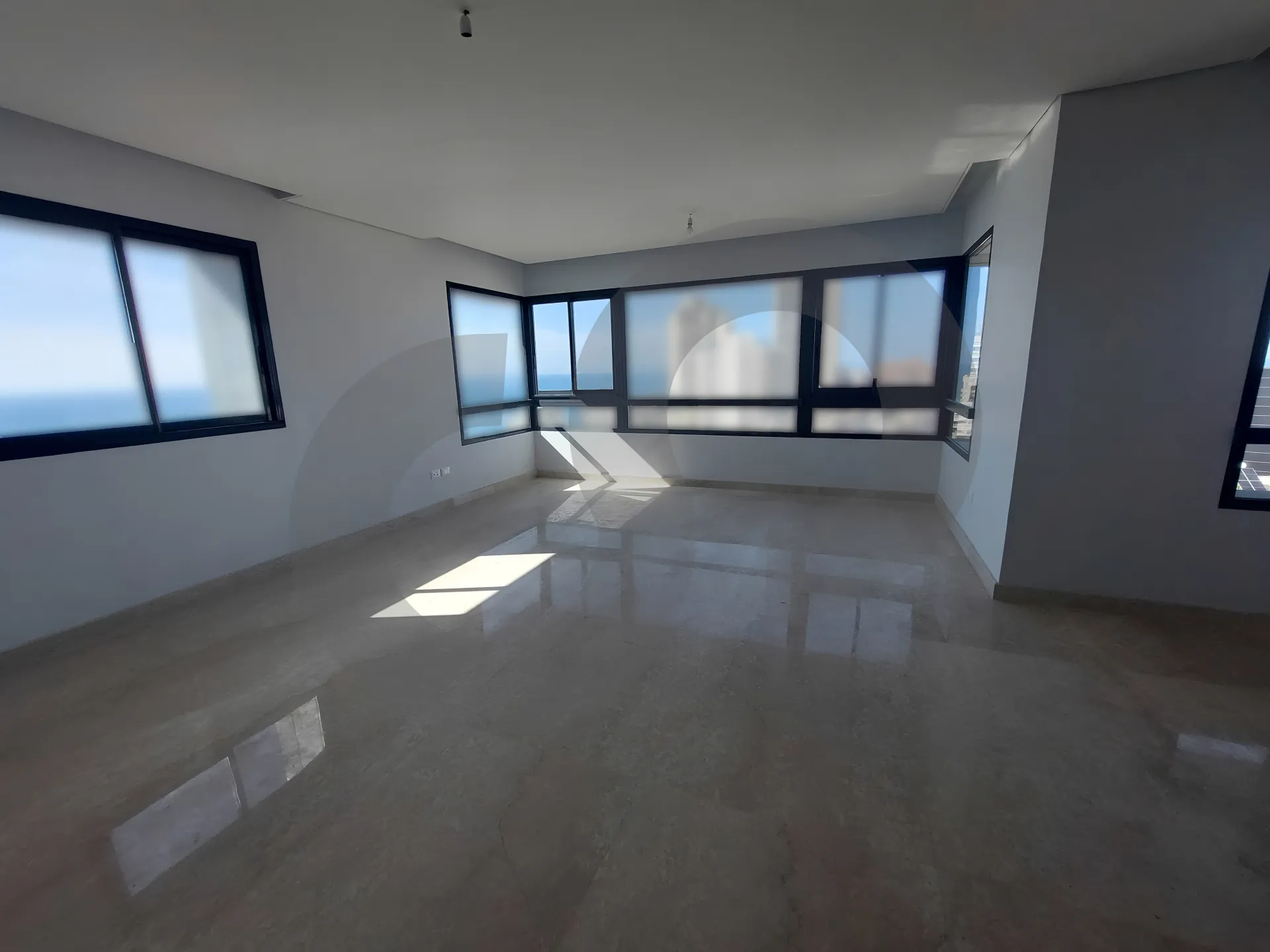 Apartment for Sale in Ras